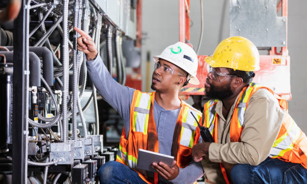 Best Affordable Emergency Electrician  in Stinnett, TX