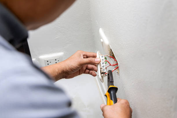 Best 24-Hour Electrician  in Stinnett, TX